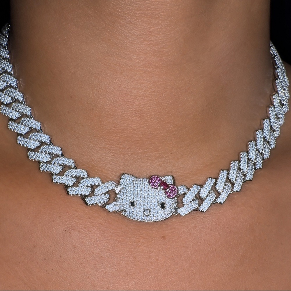 Silver hello kitty Cuban link  Necklace 16inch